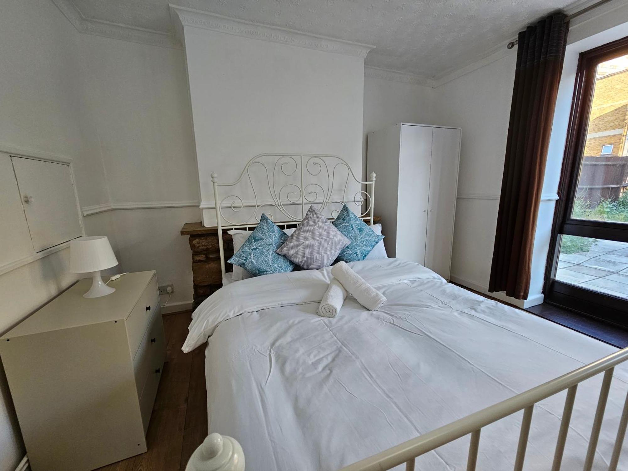 Towerhill Rooms London Eksteriør bilde