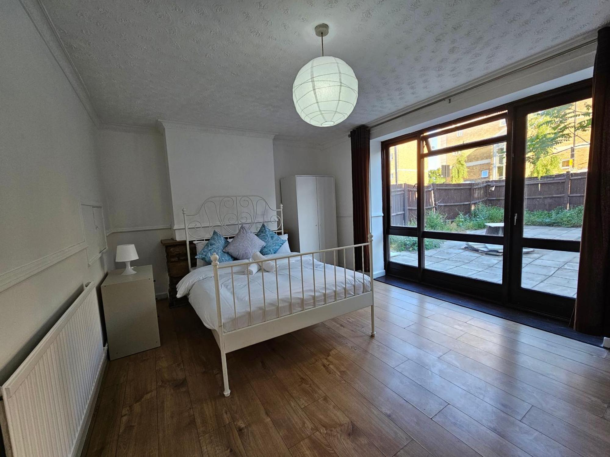 Towerhill Rooms London Eksteriør bilde