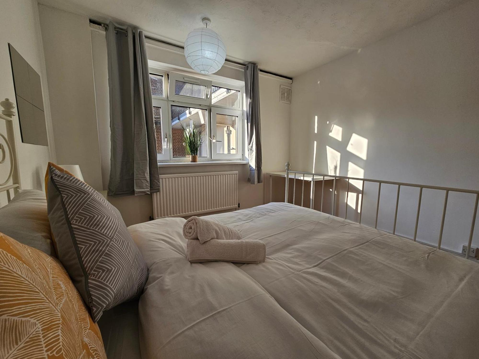Towerhill Rooms London Eksteriør bilde