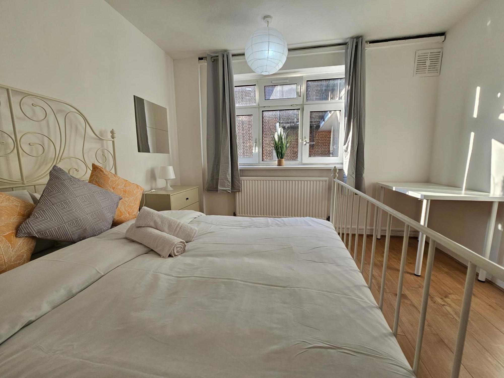 Towerhill Rooms London Eksteriør bilde